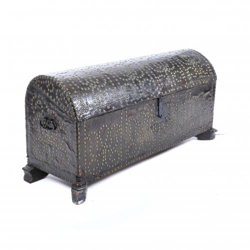 SPANISH TRAVEL CHEST, 18TH CENTURY.