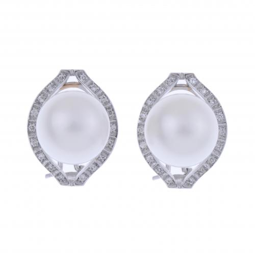 PENDIENTES EN ORO BLANCO, DIAMANTES Y PERLAS.