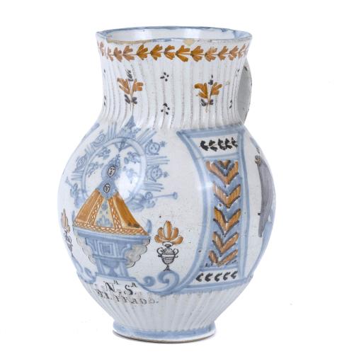 BALL JUG FROM TALAVERA DE LA REINA, 19TH CENTURY.