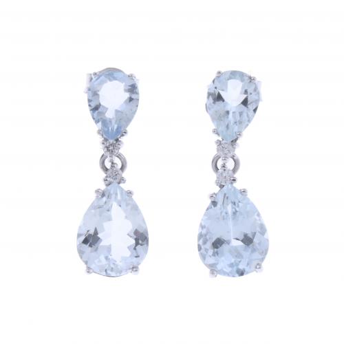 PENDIENTES EN ORO BLANCO CON AGUAMARINA Y DIAMANTES.