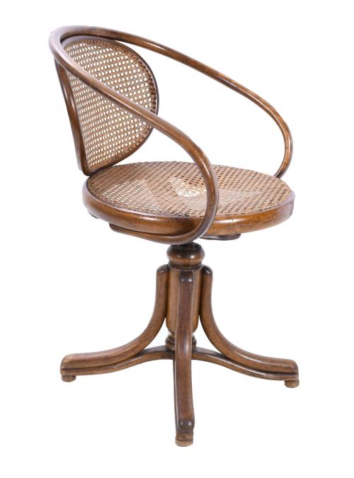 MICHAEL THONET (1796-1871). SILLA GIRATÓRIA.