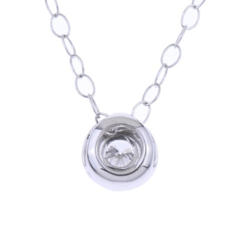 CHAIN WITH ROSETTE PENDANT IN WHITE GOLD AND DIAMOND.