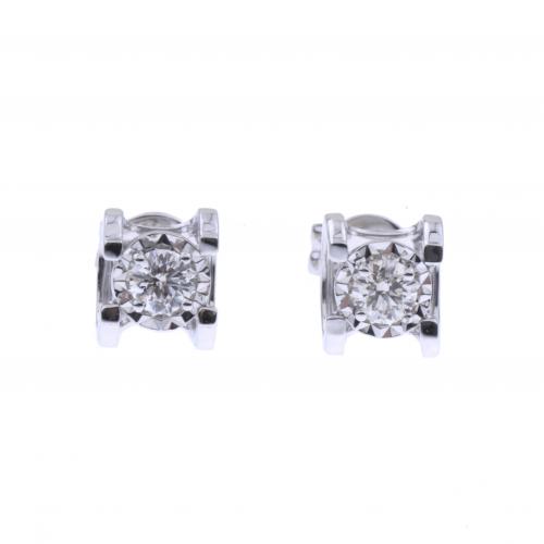 PENDIENTES EN ORO BLANCO CON DIAMANTE.