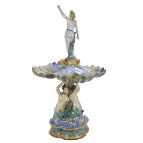 ITALIAN LARGE CENTREPIECE OR TABLE PLATTER, 19TH CENTURY.