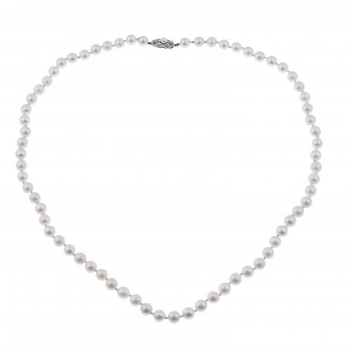COLLAR DE PERLAS LARGO.