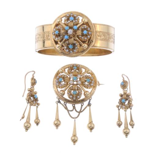 ALPHONSINE SET IN YELLOW GOLD WITH PEARLS AND TURQUOISES, L