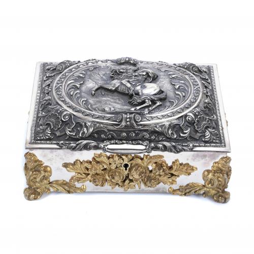 PROBABLY FRENCH JEWELLERY CHEST IN SILVER, 20TH CENTURY.