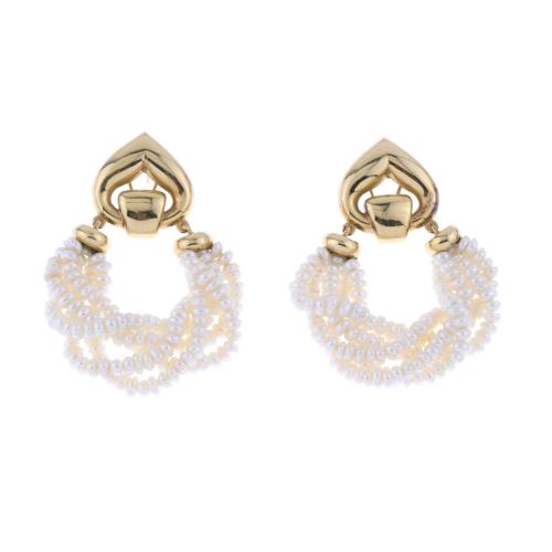 YELLOW GOLD AND PEARLS EARRINGS.