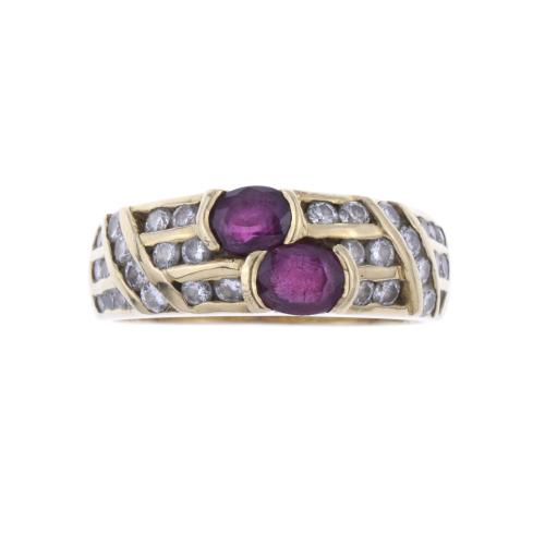 SORTIJA CON DIAMANTES Y RUBÍES.