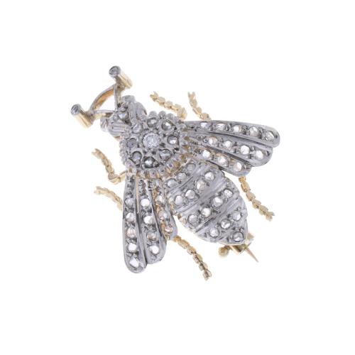 BROCHE MOSCA CON DIAMANTES.