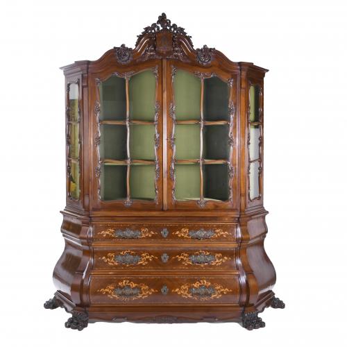SPANISH DUTCH-STYLE CHEST OF DRAWERS, MID 20TH CENTURY.