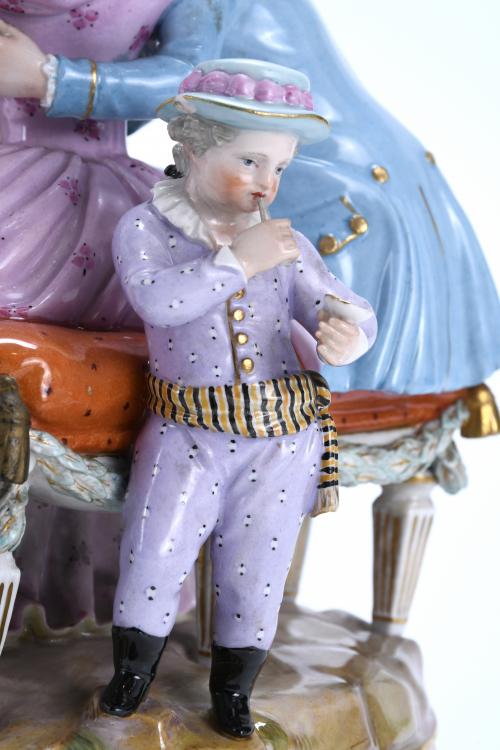"FAMILY", GERMAN MEISSEN FIGURAL GROUP, 19TH CENTURY - FIRS