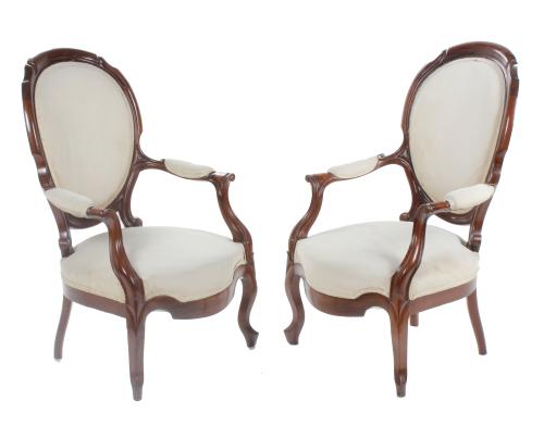 PAREJA DE SILLONES ISABELINOS, CIRCA 1850-1870.