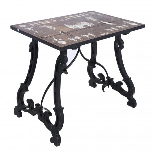 ITALIAN COFFEE TABLE, 17TH CENTURY.