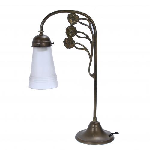 FRENCH ART NOUVEAU TABLE LAMP, EARLY 20TH CENTURY.