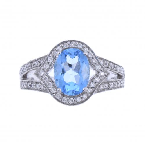 SORTIJA CON TOPACIO Y DIAMANTES.