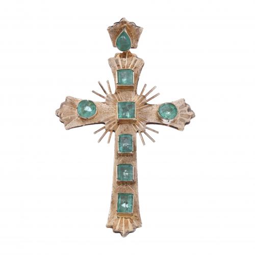COLGANTE CRUZ CON ESMERALDAS.