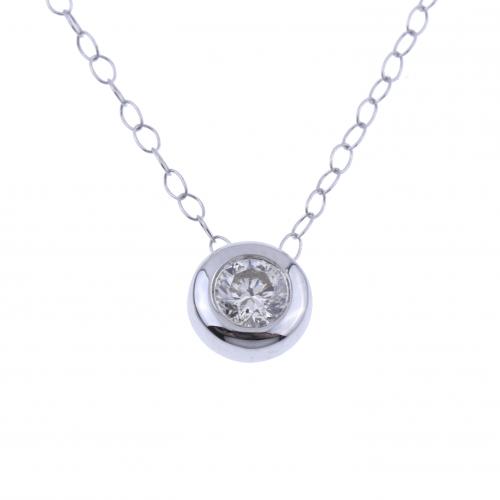 COLGANTE SOLITARIO DE DIAMANTE.