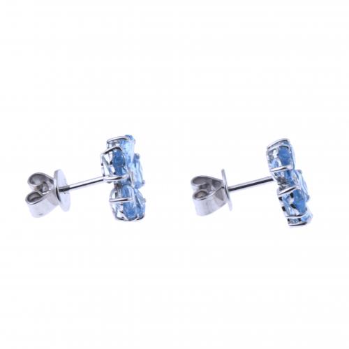 TOPAZES AND DIAMONDS FLORAL EARRINGS.