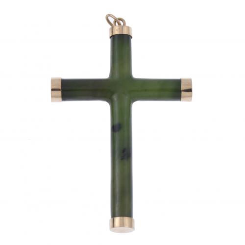 COLGANTE CRUZ EN JADE JADEITA.