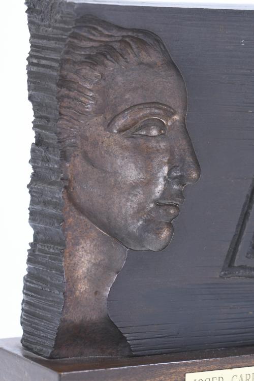 JOSEP MARIA SUBIRACHS (1927-2014). Award given by the Publi