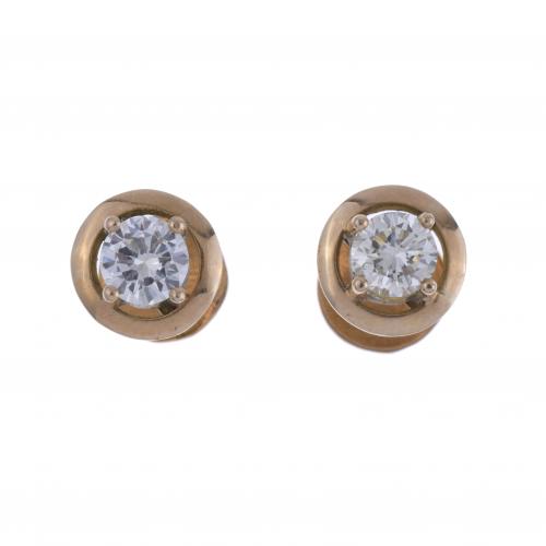 PENDIENTES DORMILONAS DE DIAMANTE.