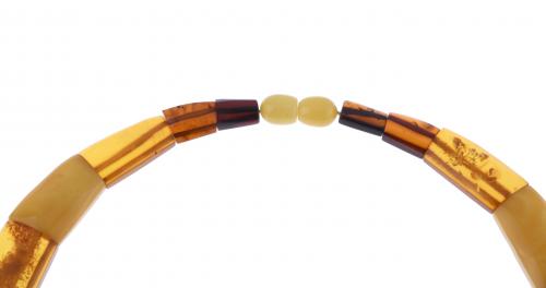 AMBER CHOKER.