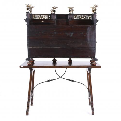 SPANISH CABINET, 20TH CENTURY. AFTER MODELS OF THE 17TH CEN