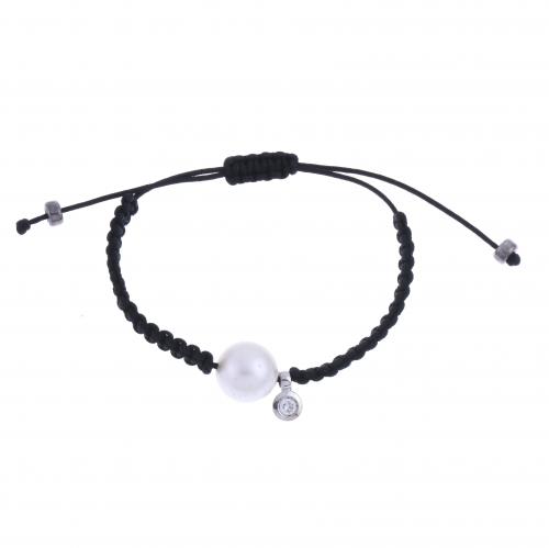 BRACELET WITH AUSTRALIAN PEARL AND DIAMOND.