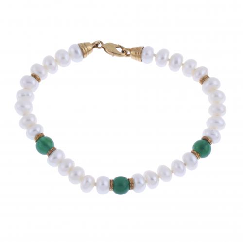 BRACELET WITH PEARLS AND CHRYSOPRASES.