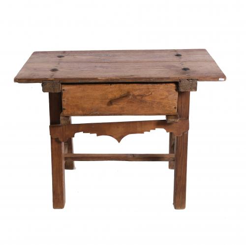 SMALL SPANISH TABLE, 20TH CENTURY.