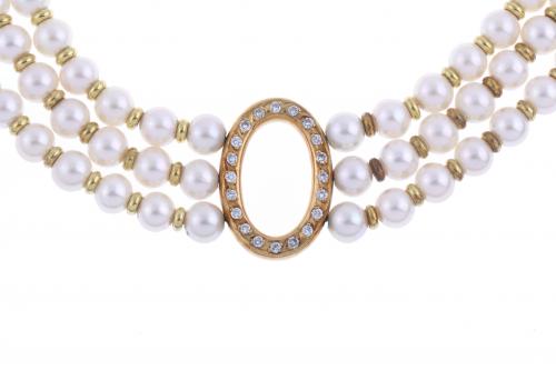 PEARLS AND DIAMONDS CHOKER.