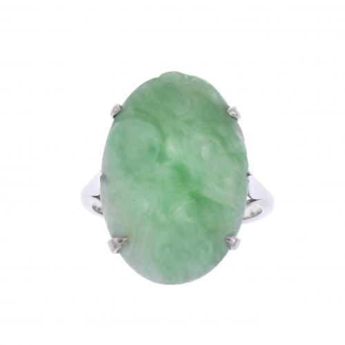 RING WITH JADE.
