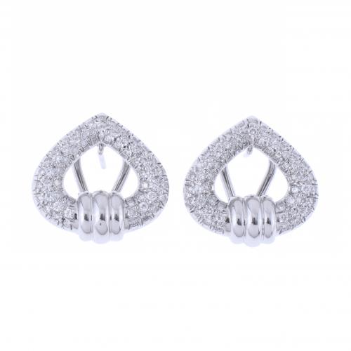 DIAMONDS EARRINGS.