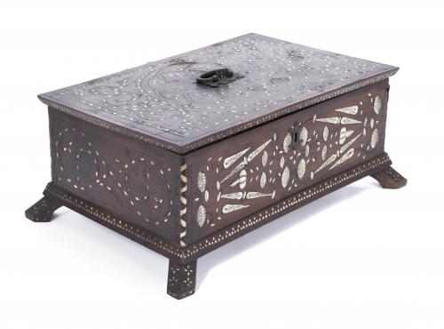 CAJA DE SOBREMESA ESPAÑOLA . SIGLO XVIII-XIX.