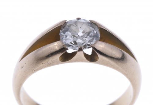 SOLITAIRE DIAMOND RING.