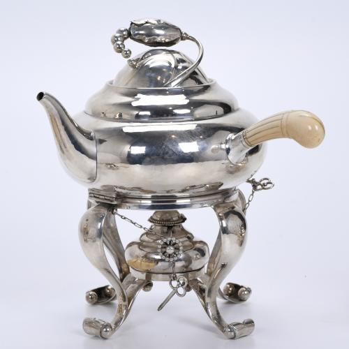 DESIGN BY GEORG JENSEN (1866-1935). TEA AND COFFEE SET MODE