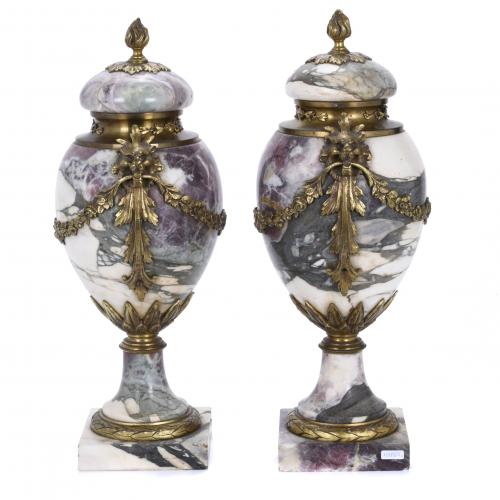 PAIR OF DECORATIVE GOBLETS, LOUIS XVI STYLE, LATE 19TH CENT