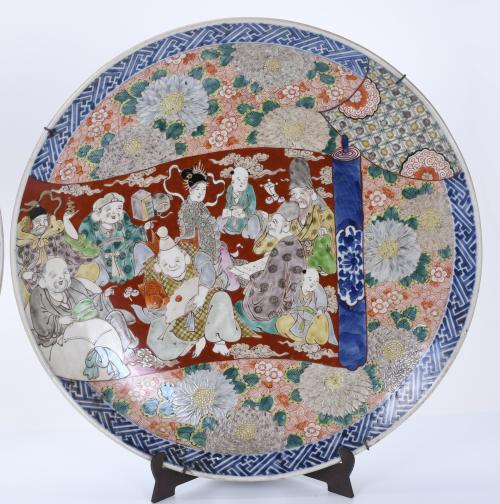 PAIR OF CHINESE DISHES, 20TH CENTURY.