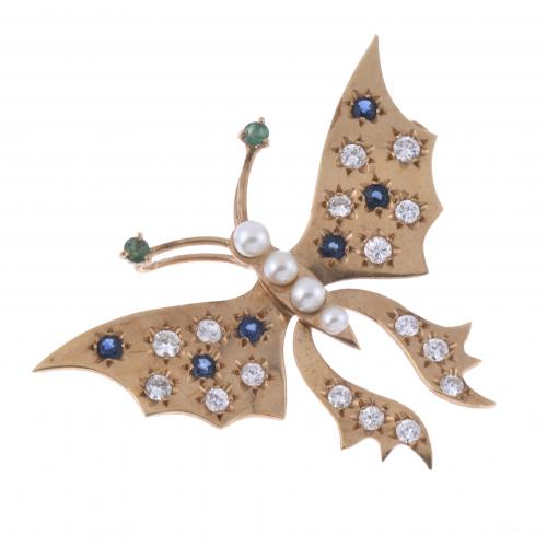 BUTTERFLY-SHAPED BROOCH.