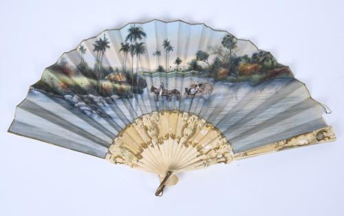 SET OF FIVE FANS, 19TH AND 20TH CENTURIES.