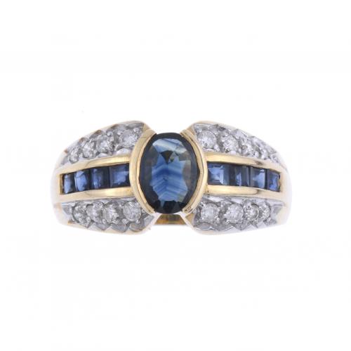 RING WITH SAPPHIRES AND DIAMONDS.