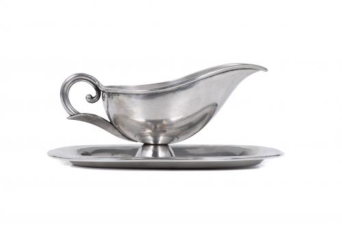 SILVER SAUCEBOAT, 20TH CENTURY.