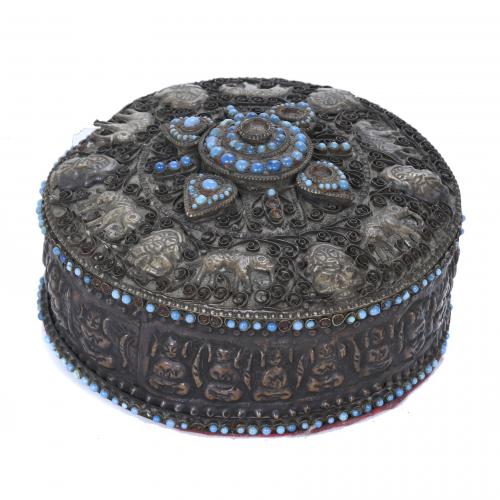 TIBETAN JEWELLERY BOX, 19TH CENTURY. 