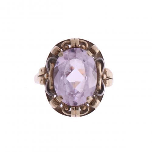 RING WITH AMETHYST, EARLY 20TH CENTURY.