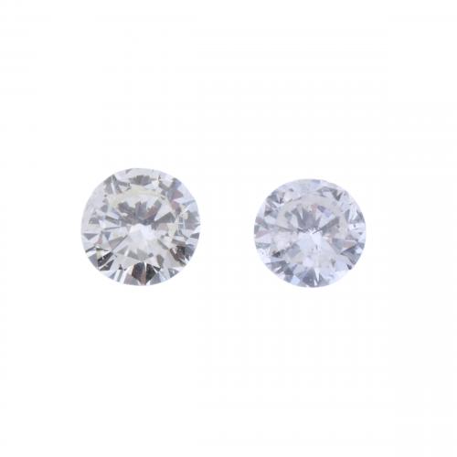 TWO UNMOUNTED DIAMONDS, 1.28 CT. TOTAL