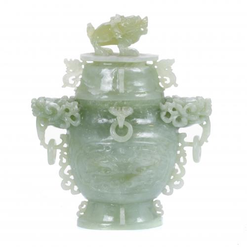 CHINESE SODALITE JAR, MID 20TH CENTURY.