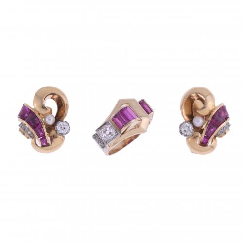 SET OF EARRINGS AND CHEVALIER RING.