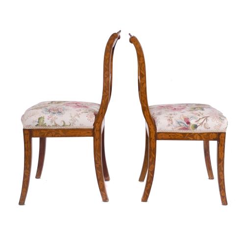 PAREJA DE SILLAS HOLANDESAS ESTILO BIEDERMEIER, SIGLO XX. 