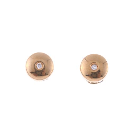 BUTTON EARRINGS WITH DIAMONDS.